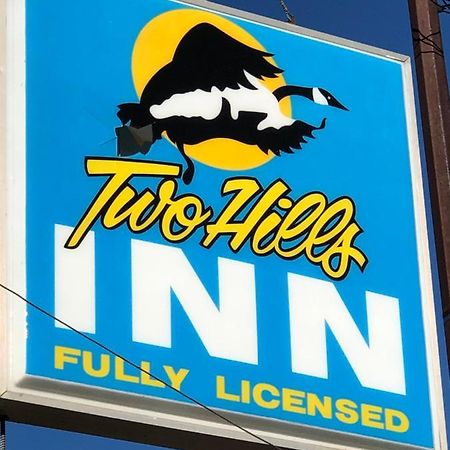Two Hills Inn Dış mekan fotoğraf